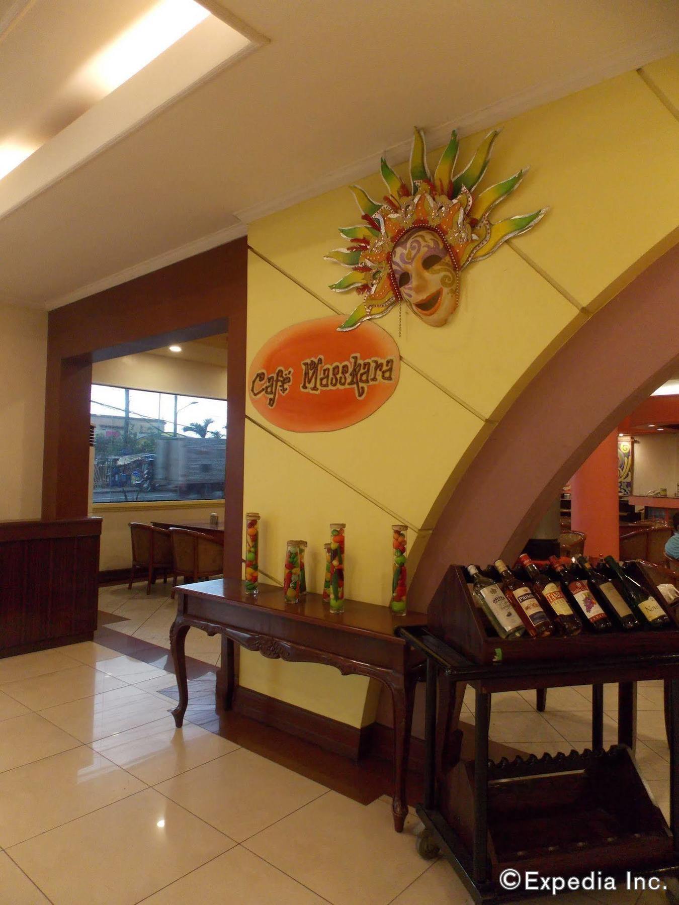 Grand Regal Hotel Bacolod Exteriér fotografie